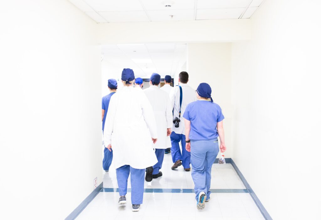 An image of health care workers.