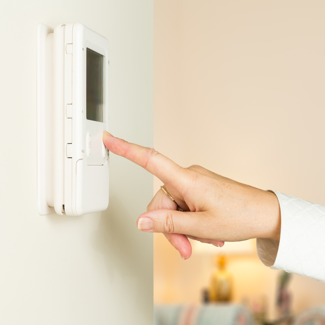 Adjusting thermostat